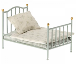 Maileg Miniature Bed -Toys Selection 11 2118 01 01 1 900x750 resize fill 2048x png