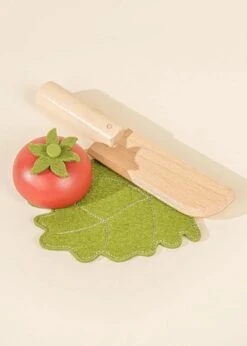 Sliceable Wooden Vegetables -Toys Selection 2164b0e9616cebcb5598874176fcf7c111d7cd34498f911d6ace59d61eadb312 jpeg