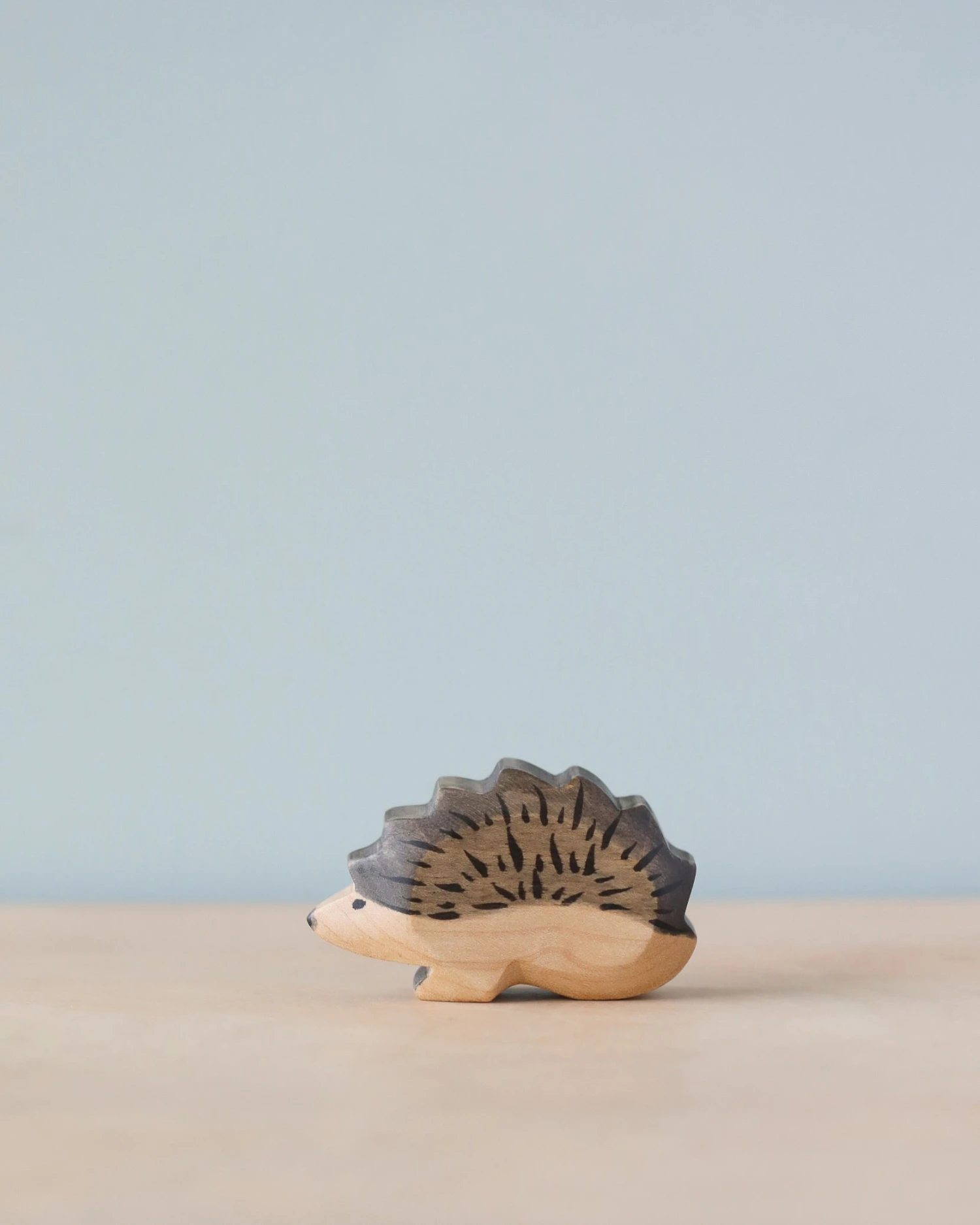 Handmade Holzwald Hedgehog Mom 4 Handmade Holzwald Hedgehog Mom - Image 2