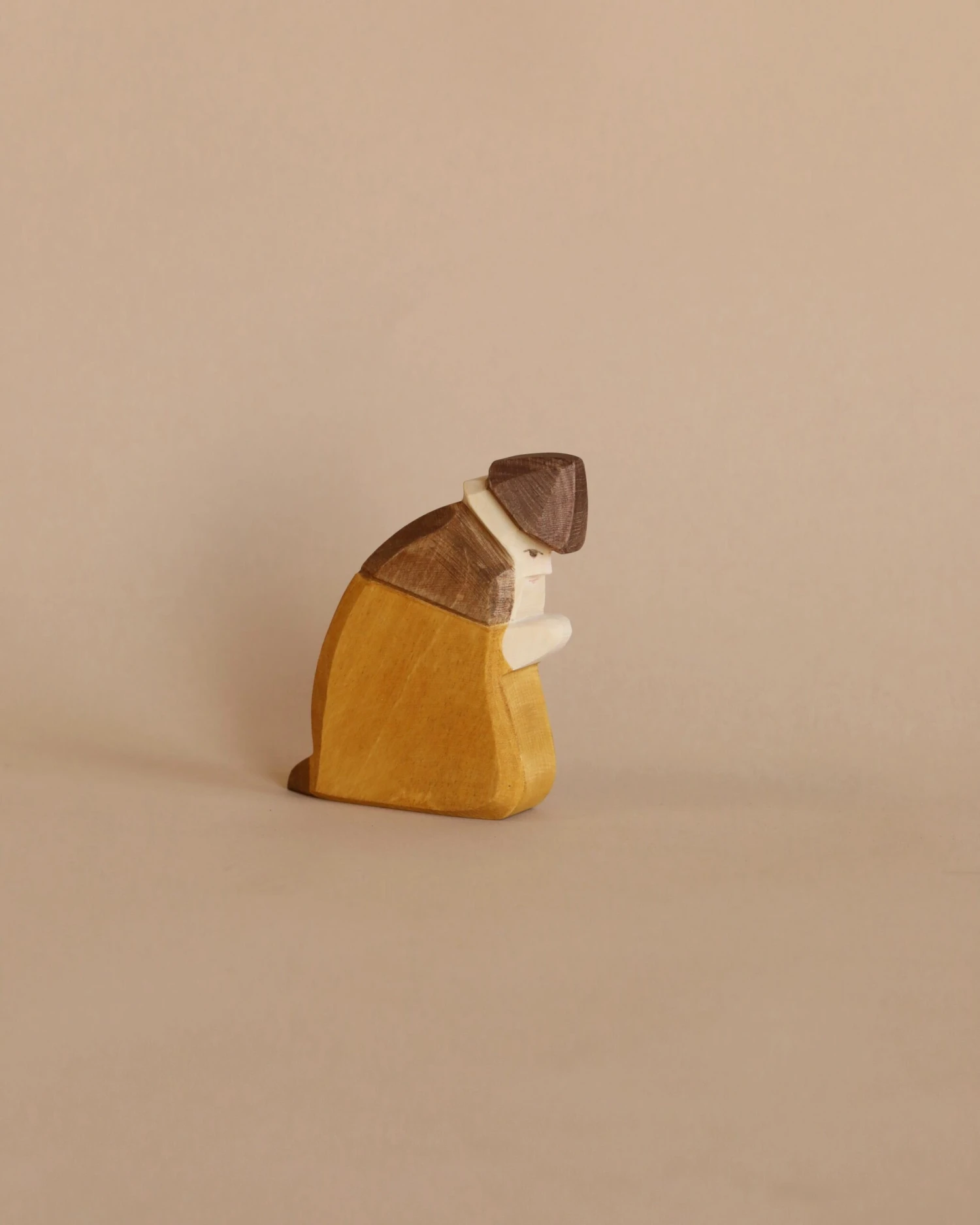 Ostheimer Shepherd - Kneeling 3 Ostheimer Shepherd - Kneeling