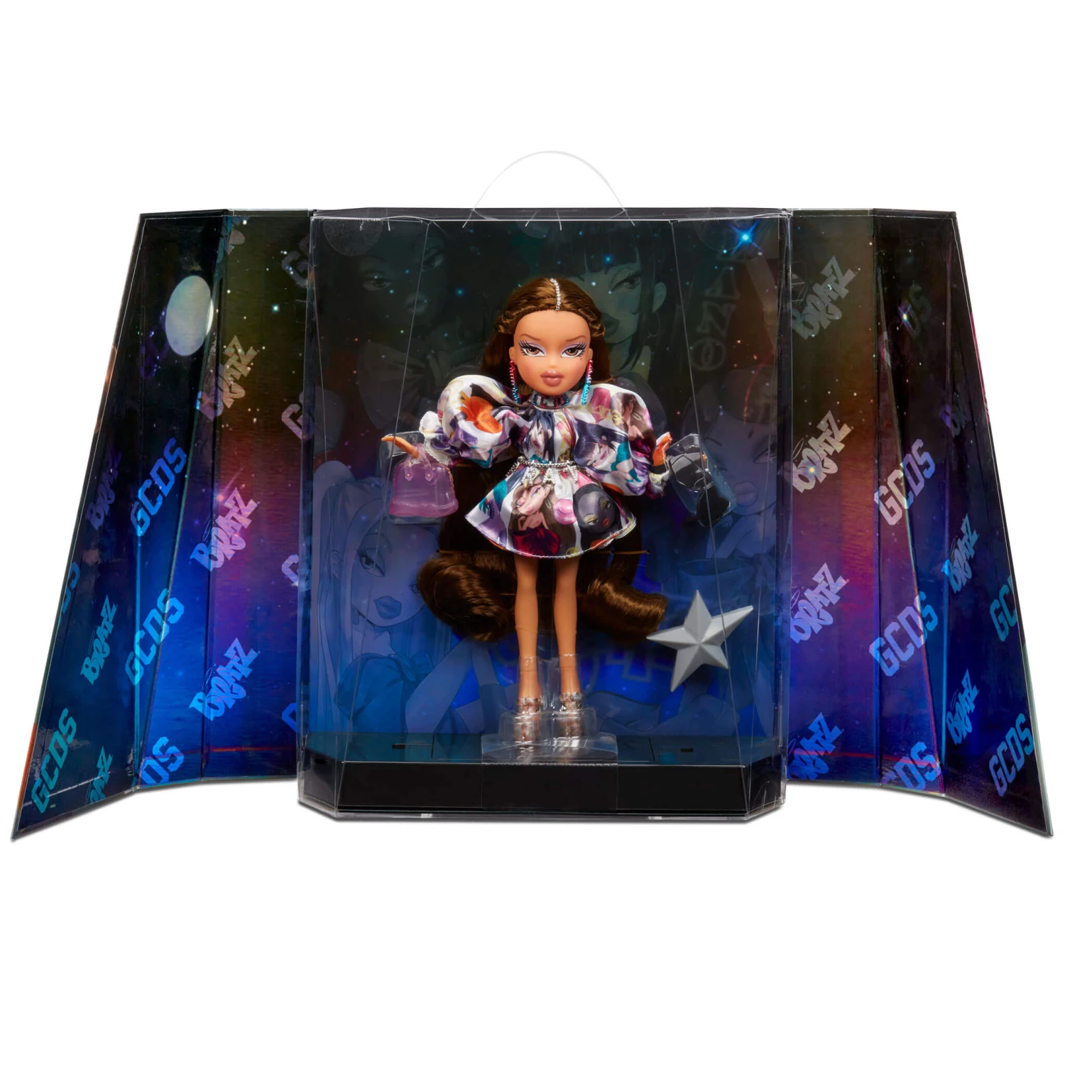 Bratz GCDS Special Edition Designer Yasmin Fashion Doll 5 Bratz GCDS Special Edition Designer Yasmin Fashion Doll - Image 3