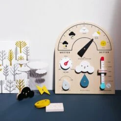 Weather Station -Toys Selection Moon Picnic My Weather Station 3 900x 3ded1f3b 7ae0 42b7 bc4d d2474f3afa1f